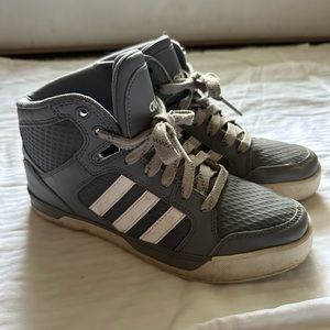 Size 6 Adidas Shoes